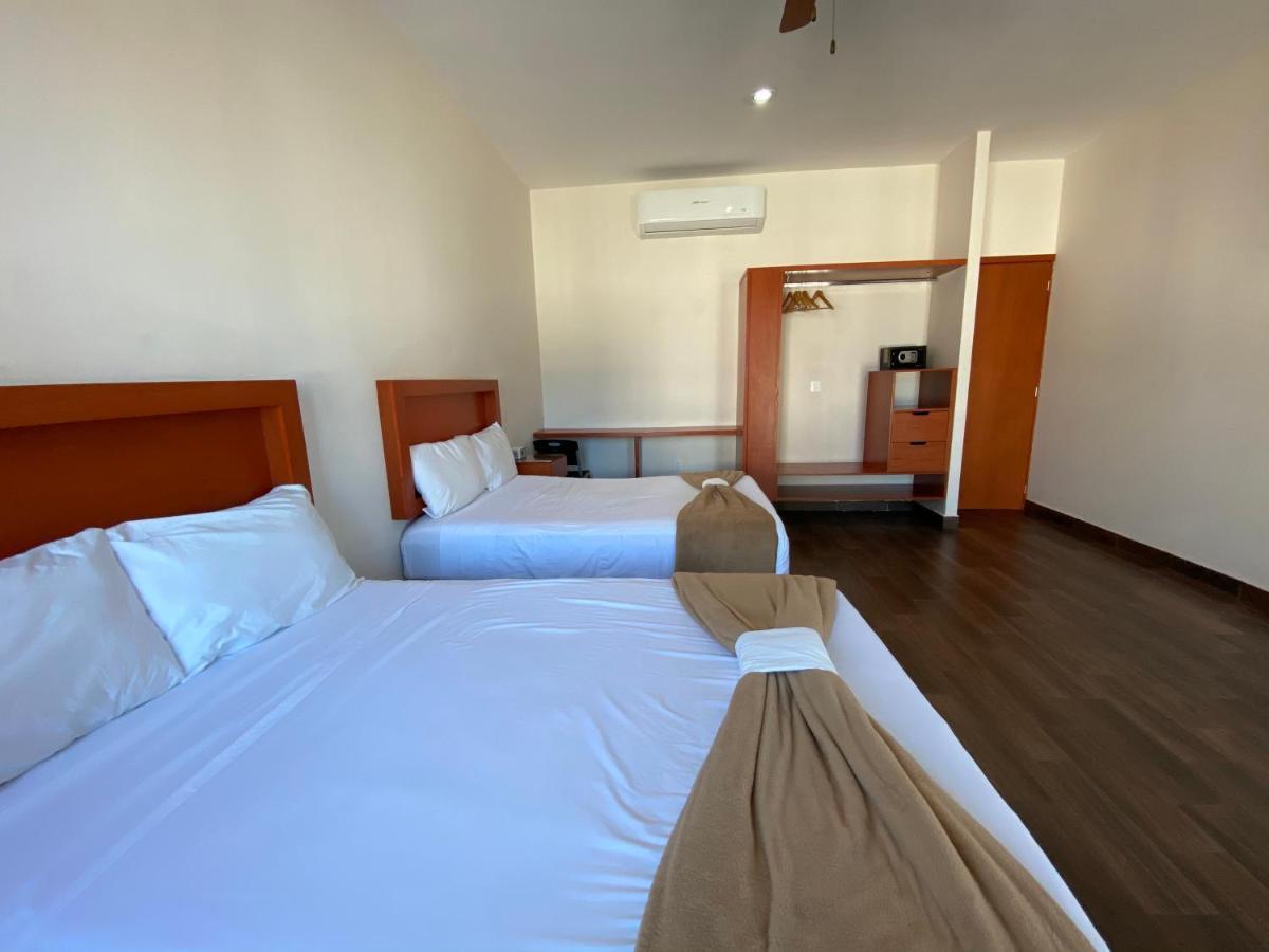 La Lola Hotel & Suites Mazatlan Bagian luar foto