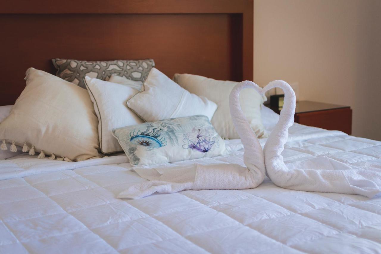 La Lola Hotel & Suites Mazatlan Bagian luar foto