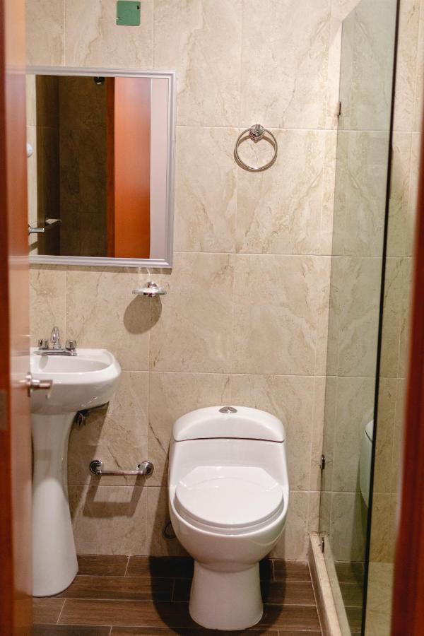 La Lola Hotel & Suites Mazatlan Bagian luar foto